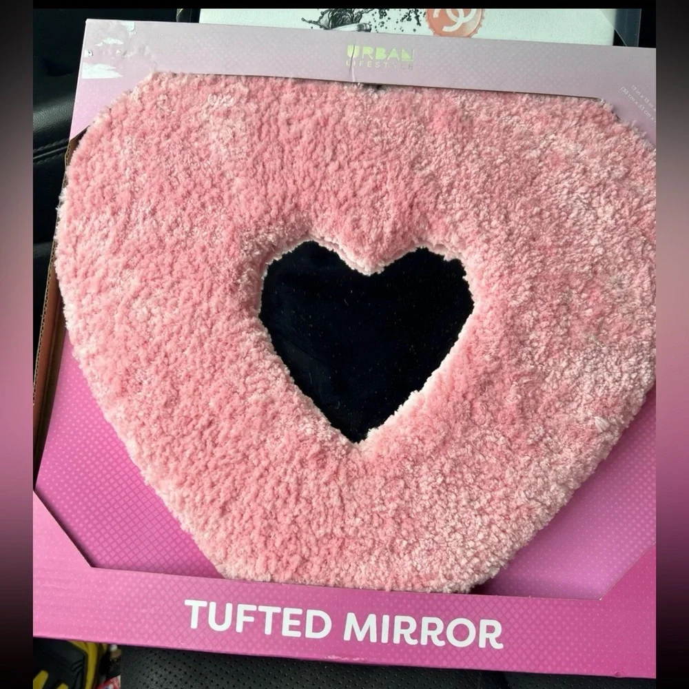 PALE PINK TUFTED HEART MIRROR//VALENTINES DAY// 13 INCHES
